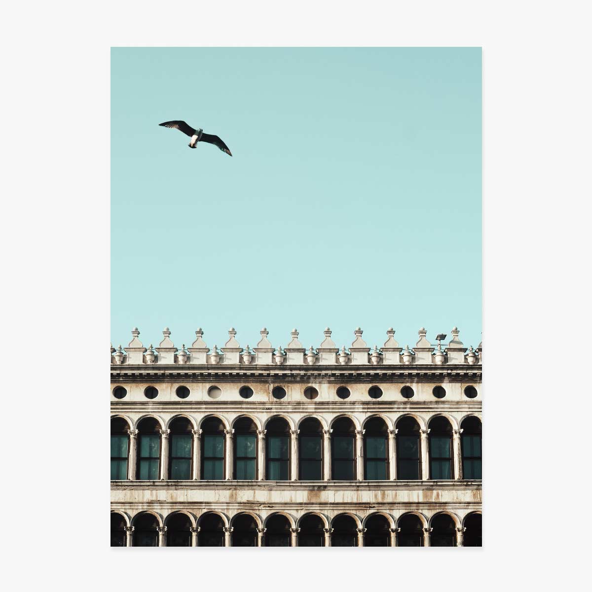 Poster mit Vogel und Gebäude