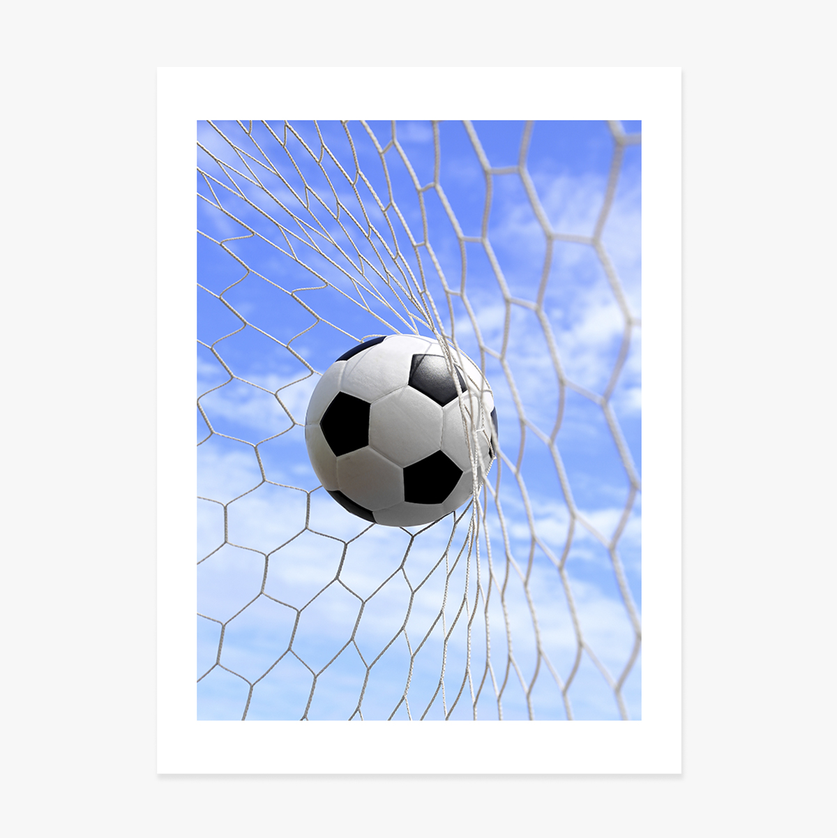 Poster „Ball im Fußballtor“